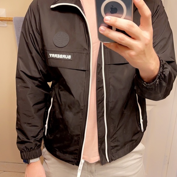 Burberry Windbreaker - Picture 5 of 5
